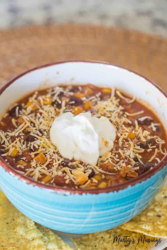 crock pot taco soup recipe with cheese and sour cream