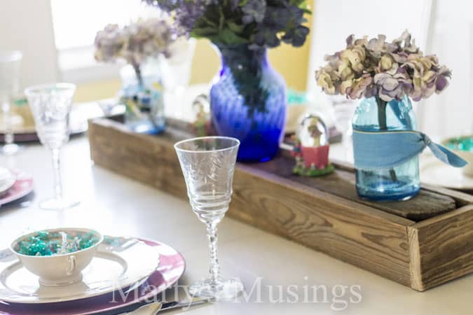 A vase of flowers on a table