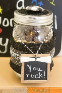 Back to School Teacher Gift: Chocolate Chip Cookies in a Jar