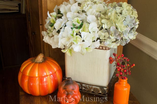 A vase of flowers on a table