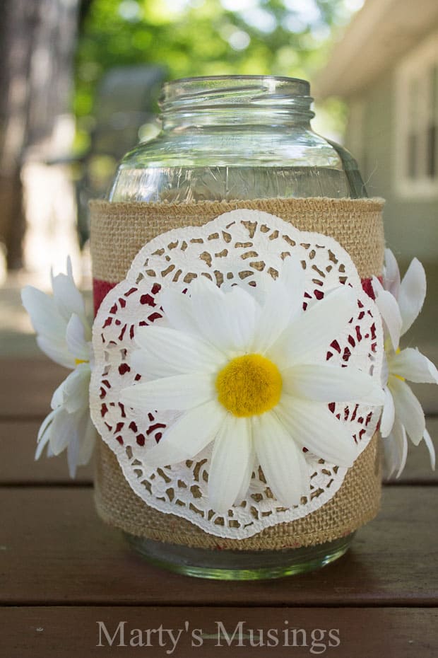 A vase of flowers on a table