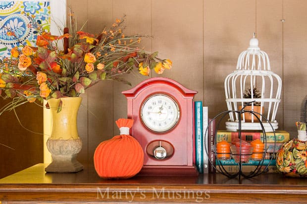 A bunch of items that are sitting on a table