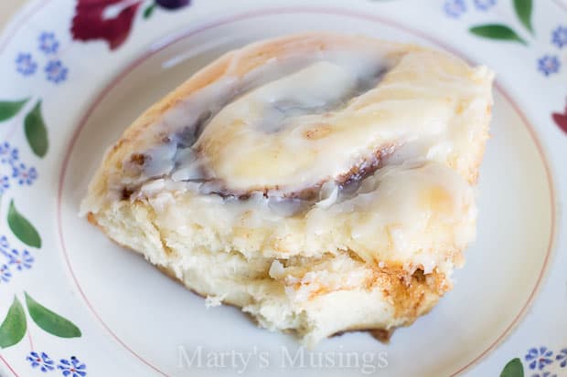 Bread Machine Cinnamon Rolls with Cream Cheese Icing