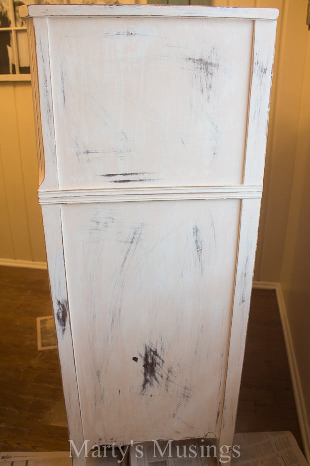 This shabby chic dresser from Marty's Musings began as a curbside cast off before it was transformed with chalk paint and a little elbow grease! Check out all the DIY details!