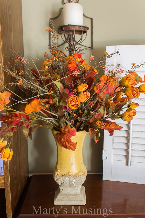 A vase of flowers on a table