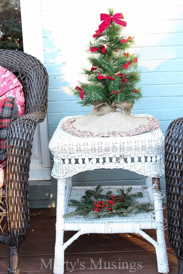 Inexpensive Deck Decorating Ideas for Christmas | Marty's Musings