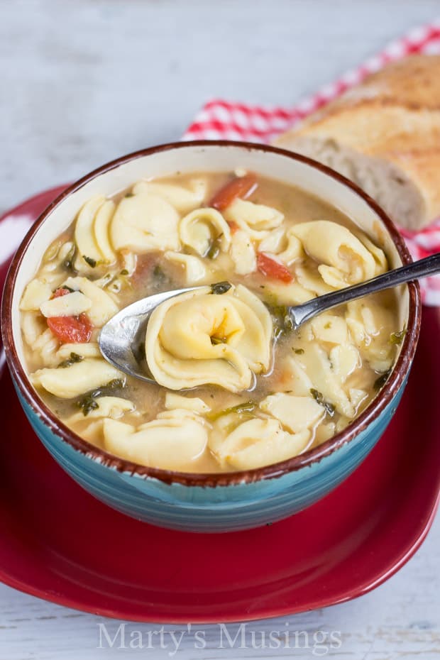 Slow cooker cheese tortellini soup