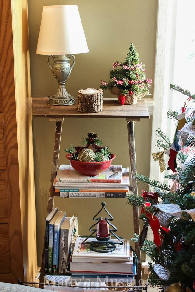 These 5 cheap Christmas decorations will help you create the simple, authentic home you've been longing for. No more boxes of costly decor or wasted time!