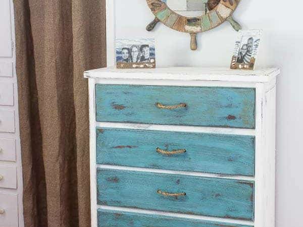 How to Paint Furniture with Chalk Paint
