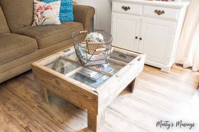 A living room with a wood floor