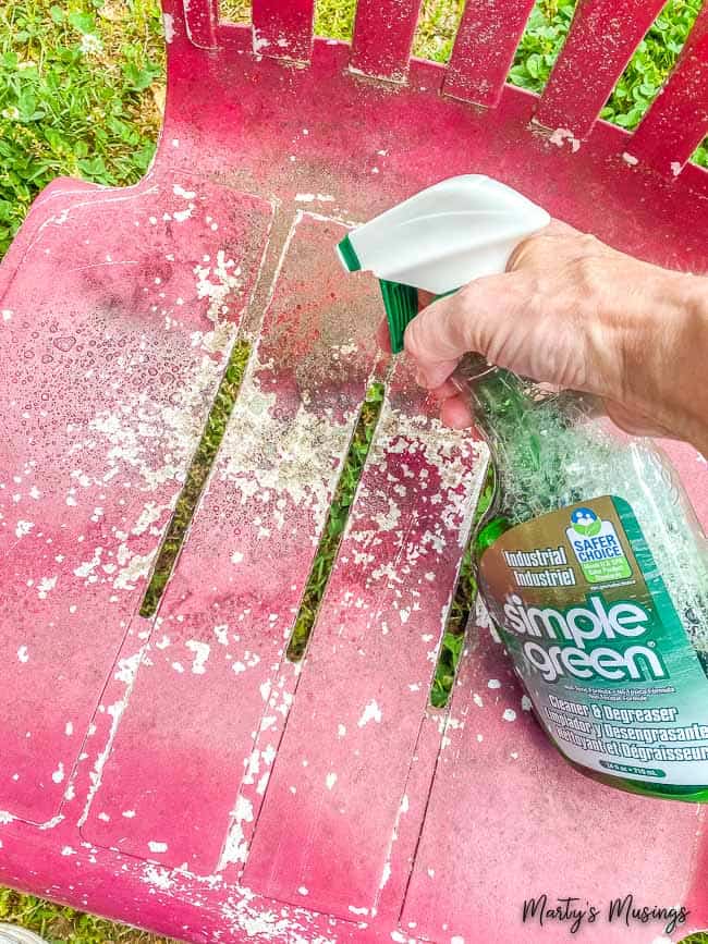 using simple green to clean plastic chair