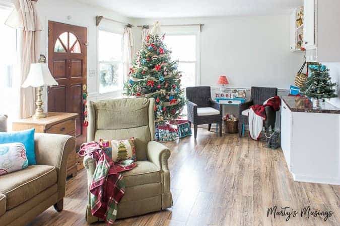 Filled with thrifty aqua and red decor and easy DIY tips, this 2017 Christmas home tour also gives encouragement for embracing the heart of the home.