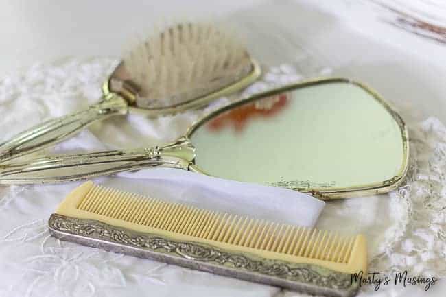 Vintage comb, hairbrush and mirror