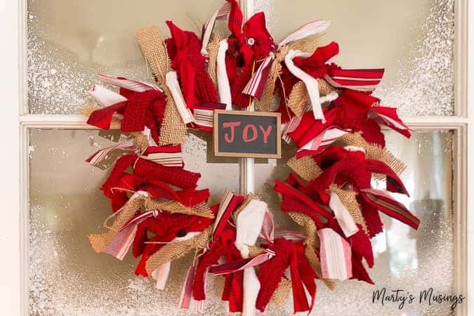 DIY Christmas rag wreath