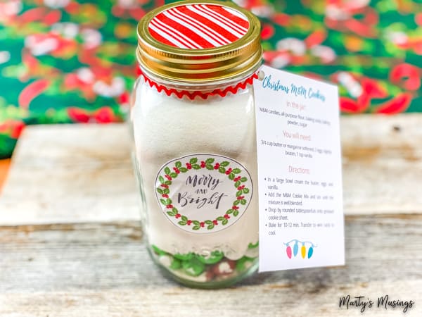 M&M cookie mix in a mason jar with instructions