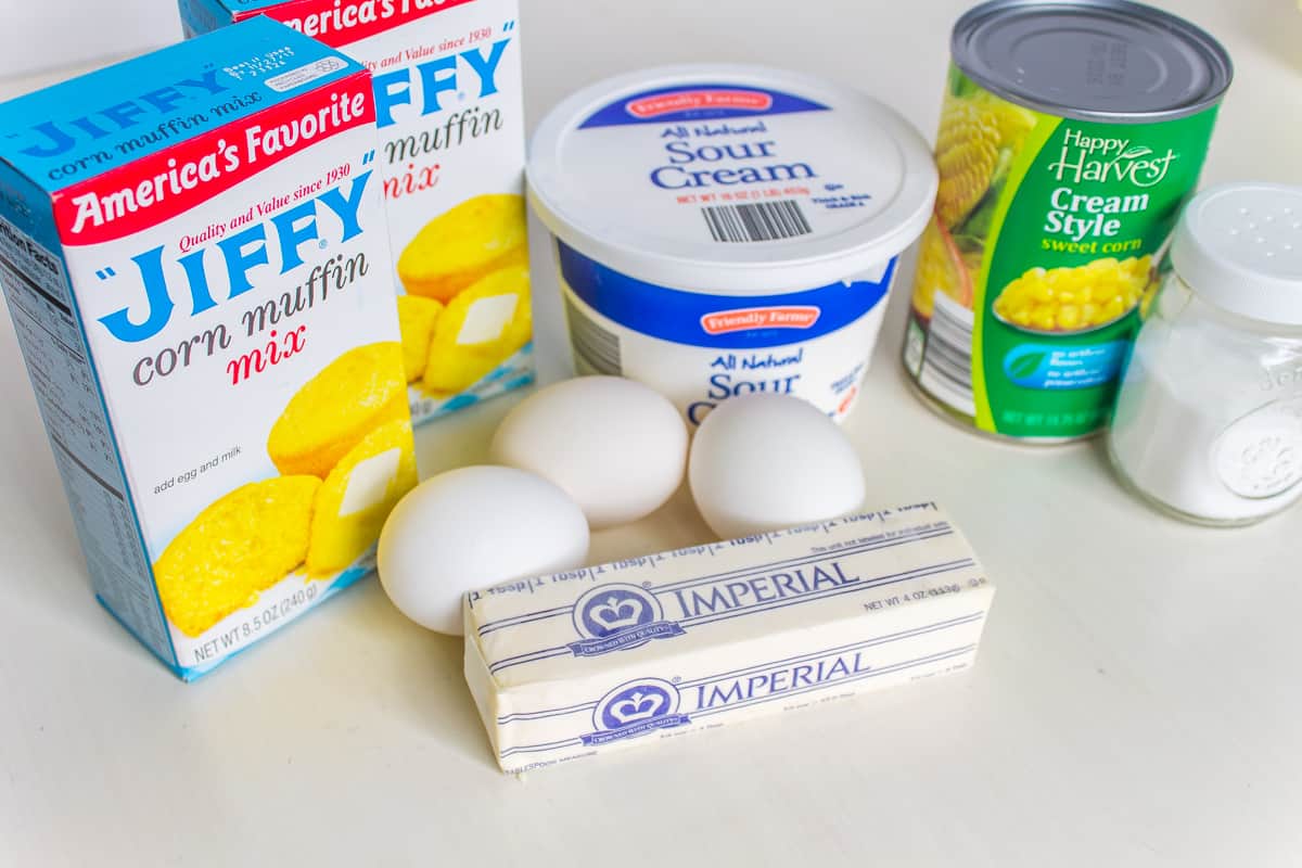 Ingredients to make Jiffy cornbread