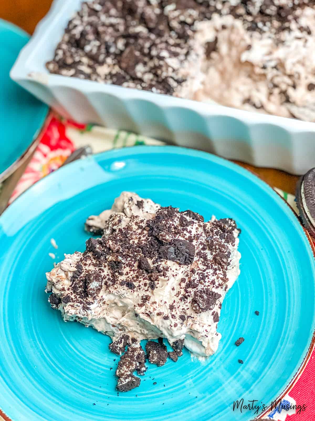 Oreo dessert on blue plate