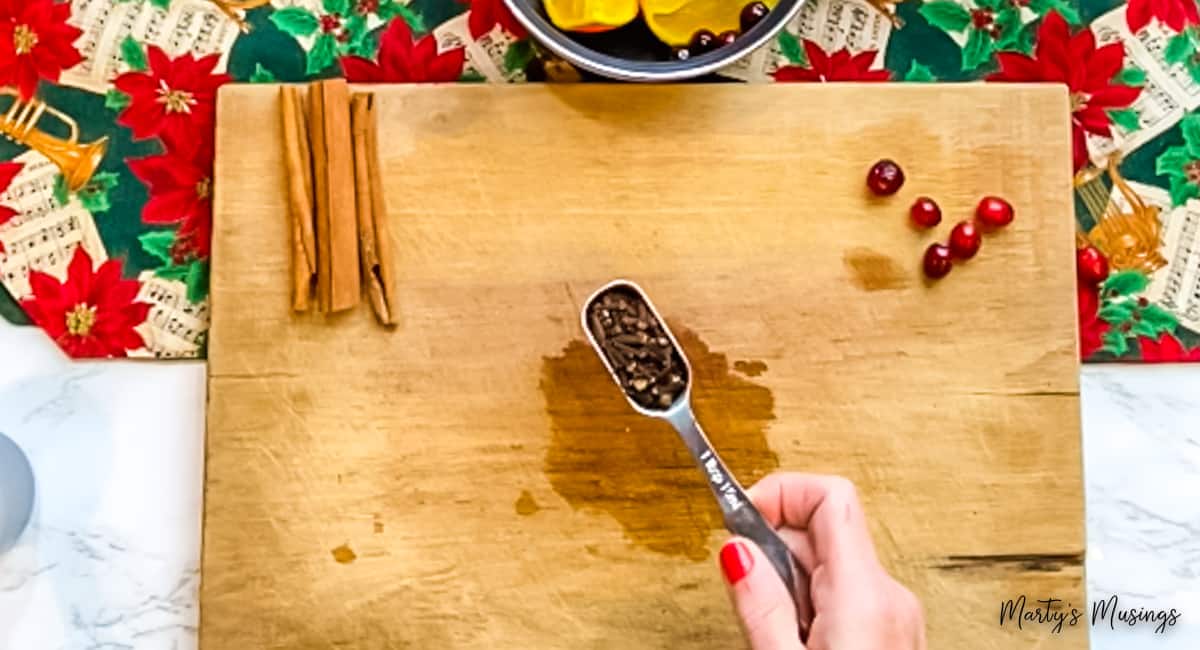 Homemade Potpourri with All Nautral Ingredients